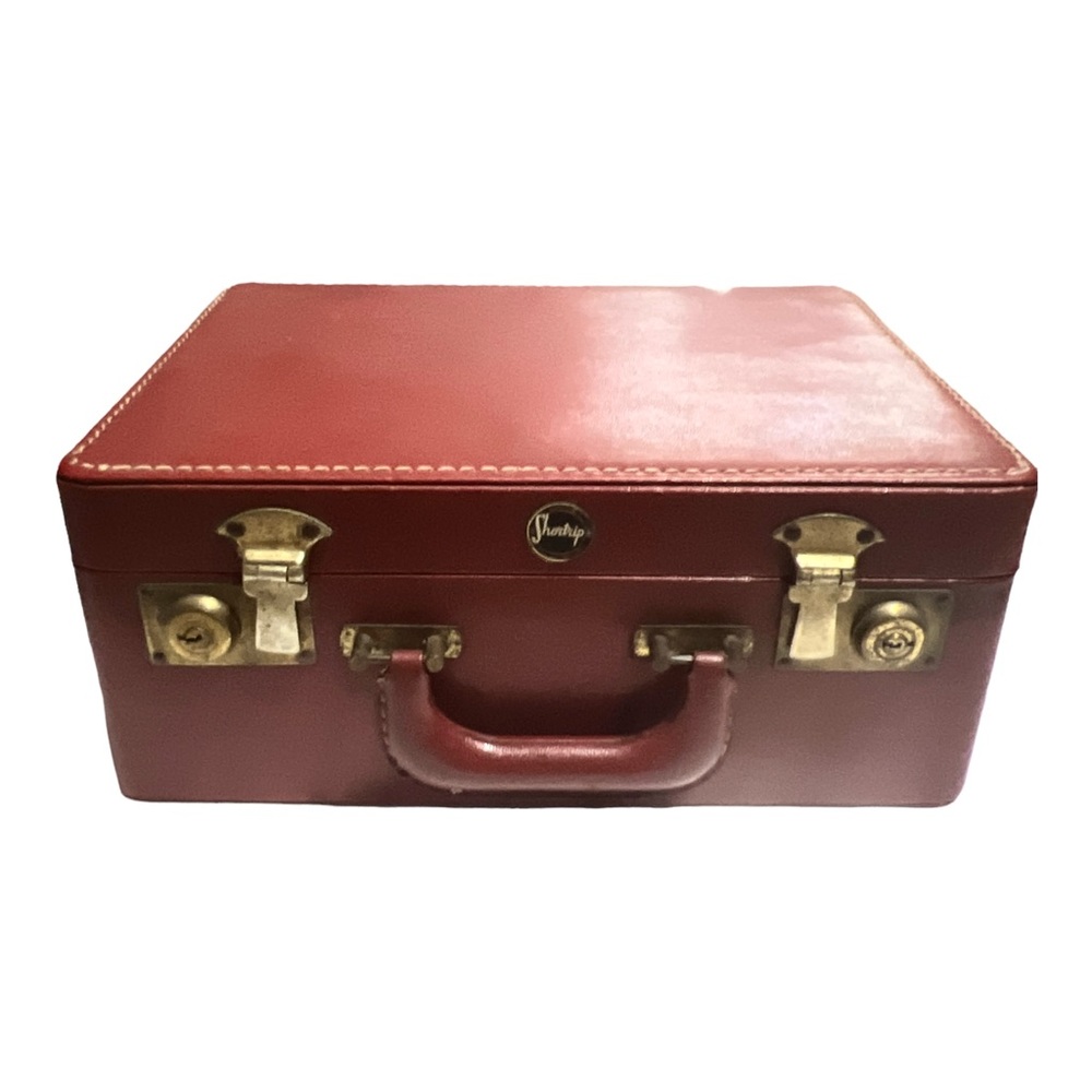 Sold/Shortrip 1940’s Vintage Burgandy Leather Makeup Train Case with Accessories - Picture 3 of 9